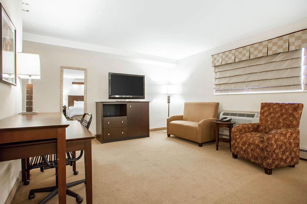Four Points By Sheraton Milwaukee Airport Luaran gambar