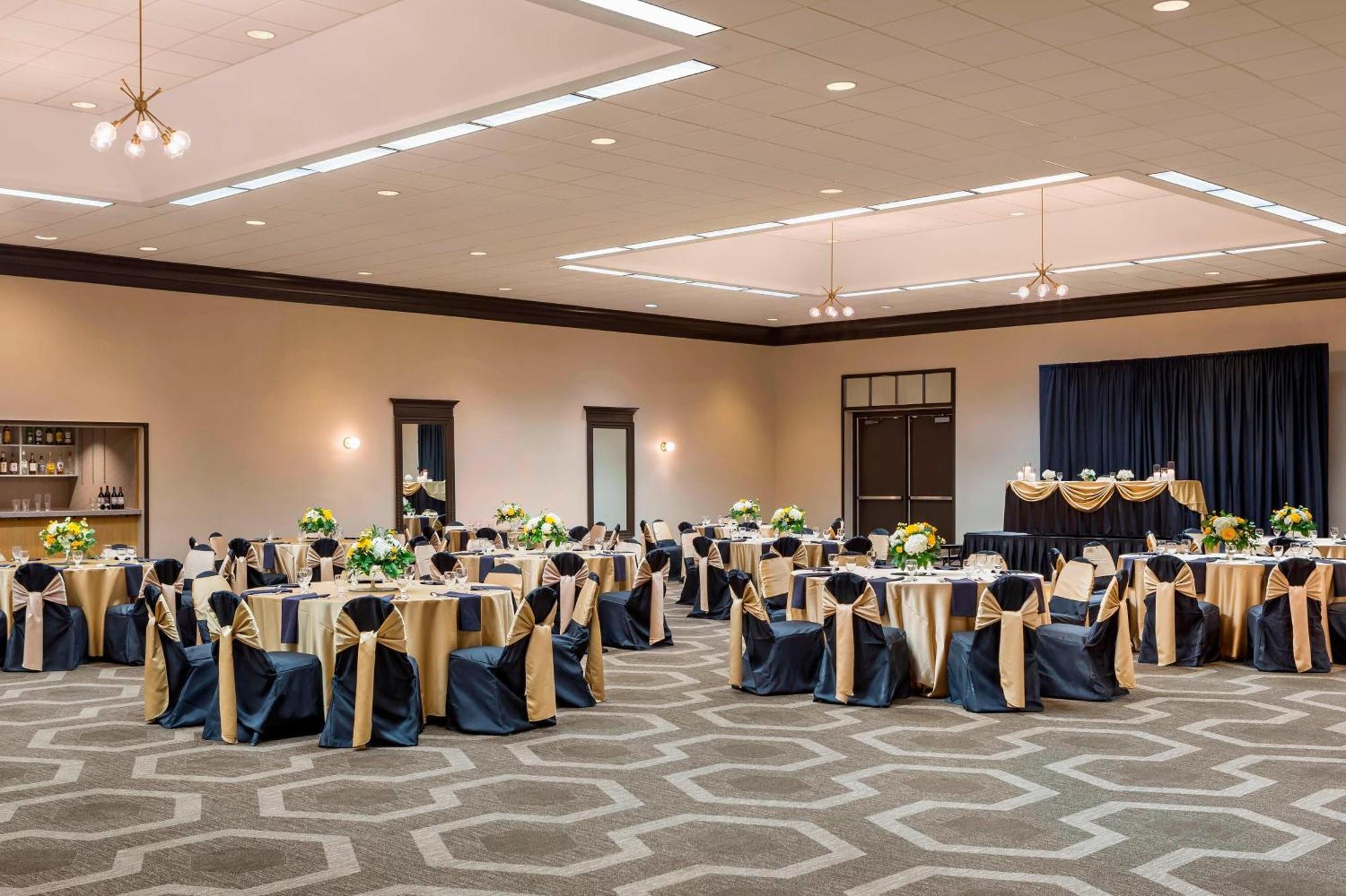 Four Points By Sheraton Milwaukee Airport Luaran gambar