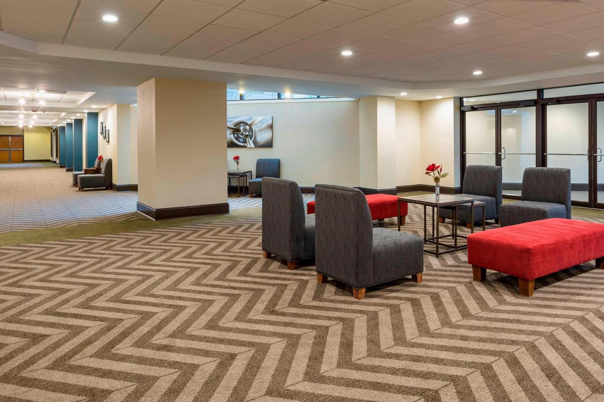 Four Points By Sheraton Milwaukee Airport Luaran gambar