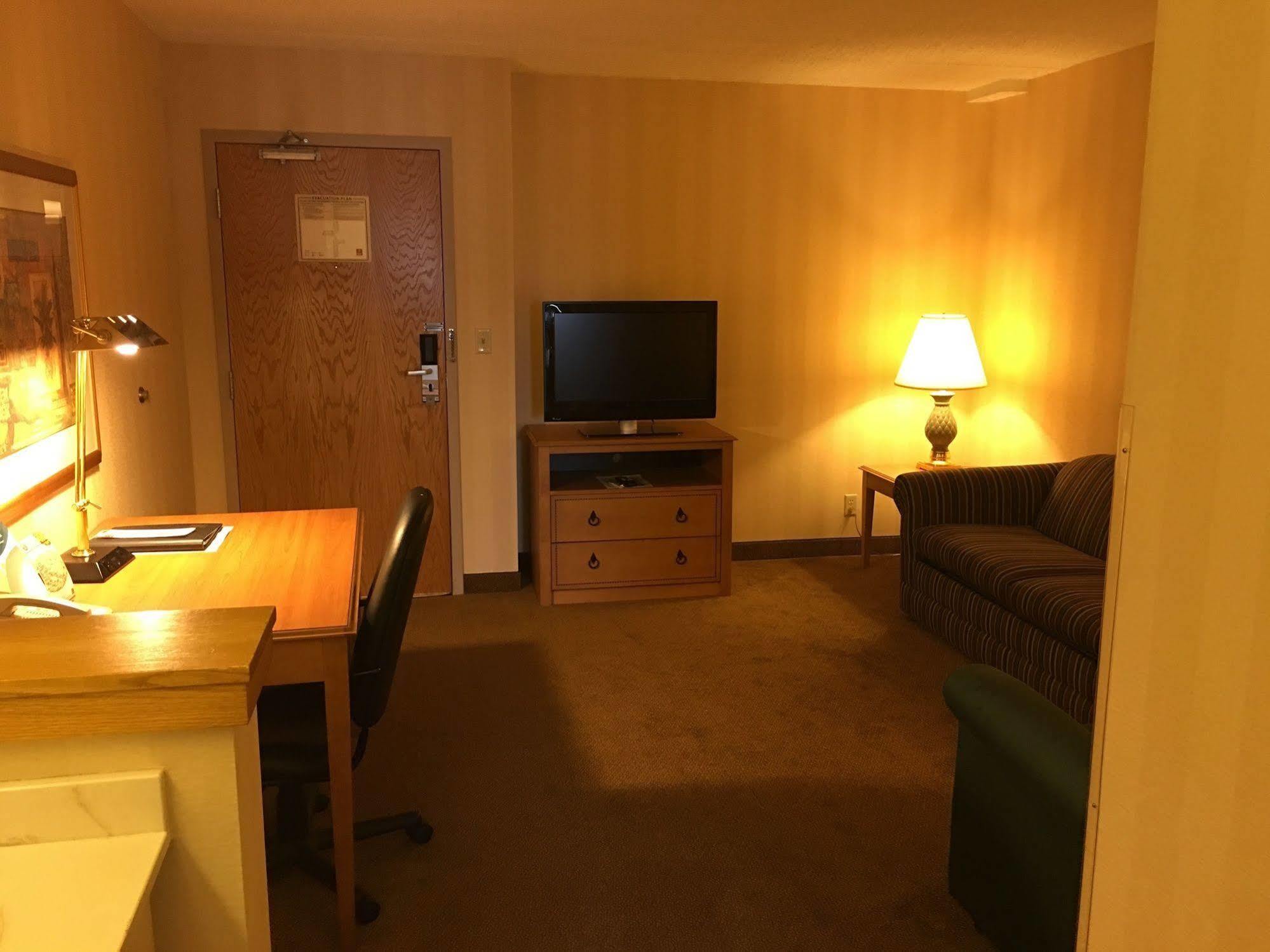 Four Points By Sheraton Milwaukee Airport Luaran gambar